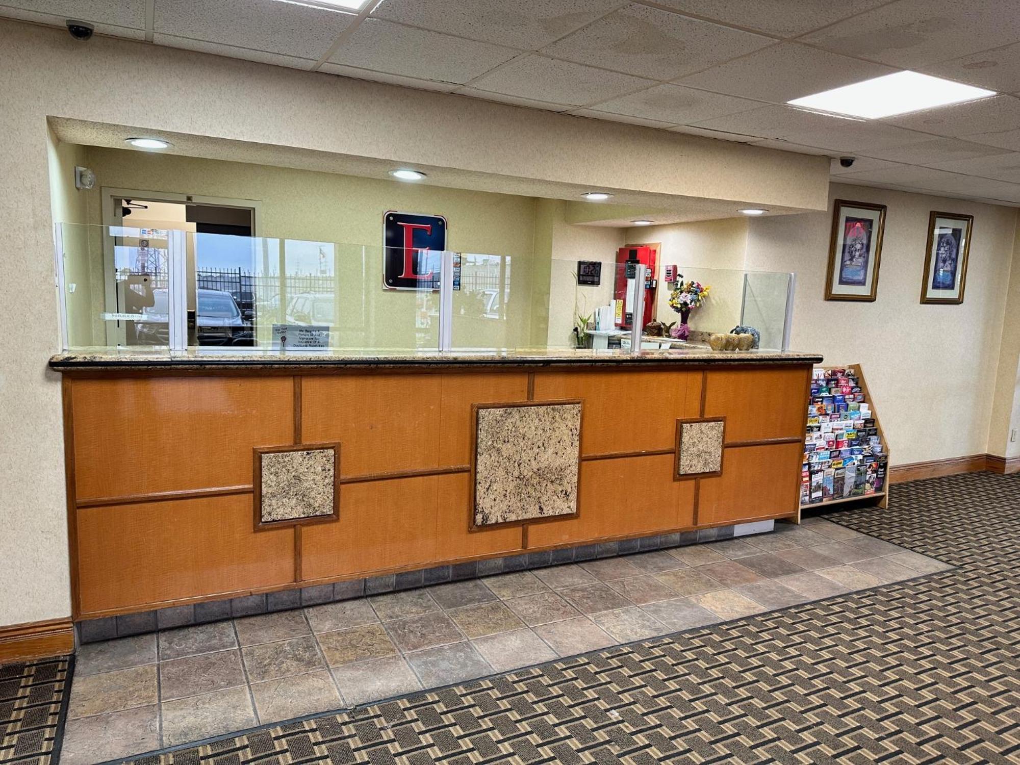 Executive Inn Dallas Zewnętrze zdjęcie